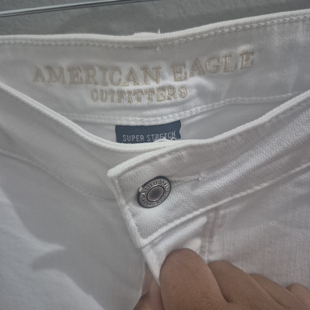 American Eagle Outfitters White Wide Leg Jeans - Picture 4 of 5